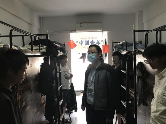 江苏db真人技术学院：守生尽责，“疫”不容辞